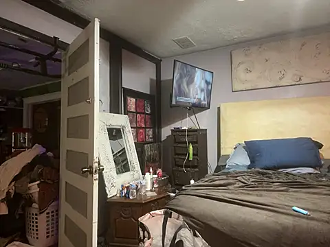 trash4cash online show from March 2026 06:24:02 AM