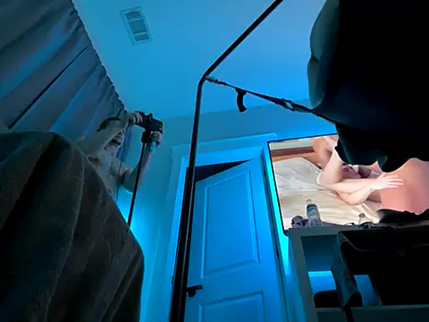 trash4cash online show from November 2025 12:32:02 AM