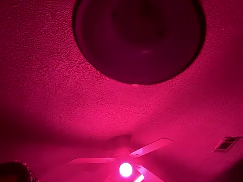 trash4cash online show from April 2026 10:05:02 PM