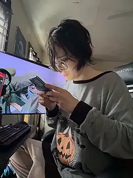 YandereDemon online show from October 2025 03:22:02 PM