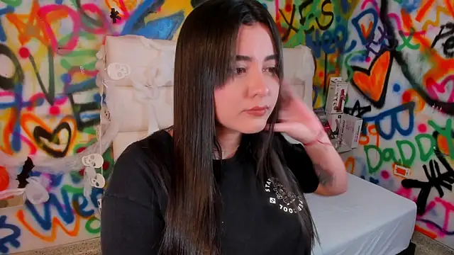 Snapshot of Liana_Bernocchi chatting on October 2025 08:22:02 PM Liana Bernocchi online show from October 2025 08:22:02 PM