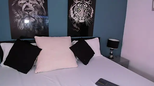 Snapshot of Liana_Bernocchi chatting on March 2025 08:32:02 PM Liana Bernocchi online show from March 2025 08:32:02 PM