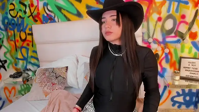 Snapshot of Liana_Bernocchi chatting on November 2025 09:02:01 PM Liana Bernocchi online show from November 2025 09:02:01 PM