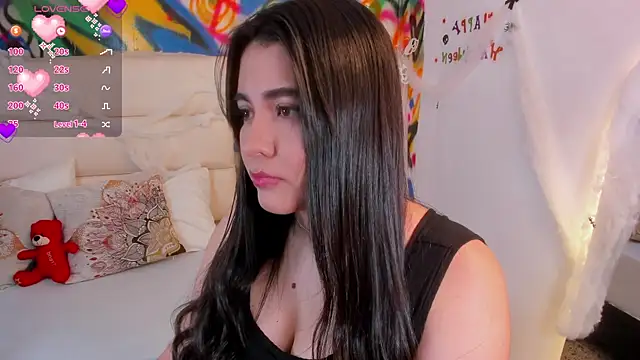 Snapshot of Liana_Bernocchi chatting on October 2025 08:41:02 PM Liana Bernocchi online show from October 2025 08:41:02 PM