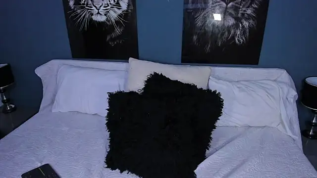 Snapshot of Liana_Bernocchi chatting on March 2025 11:28:02 PM Liana Bernocchi online show from March 2025 11:28:02 PM