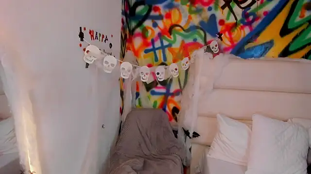 Snapshot of Liana_Bernocchi chatting on October 2025 07:26:02 PM Liana Bernocchi online show from October 2025 07:26:02 PM