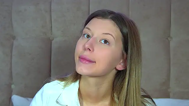 Snapshot of LiliaBianka chatting on September 2025 06:36:02 AM LiliaBianka online show from September 2025 06:36:02 AM