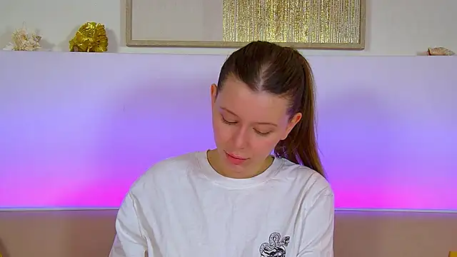 Snapshot of LiliaBianka chatting on February 2026 06:37:01 AM LiliaBianka online show from February 2026 06:37:01 AM