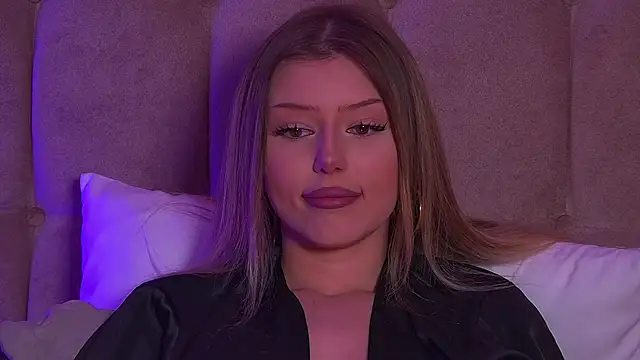 Snapshot of LiliaBianka chatting on February 2025 03:43:02 PM LiliaBianka online show from February 2025 03:43:02 PM