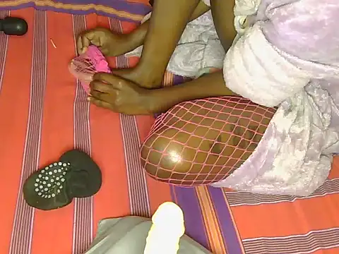 Sexy nakishaa online show from March 2026 08:25:01 AM