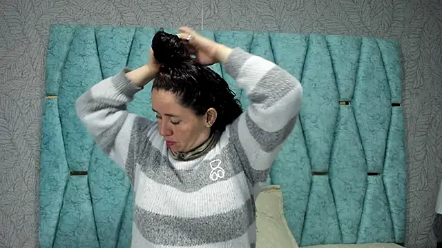 Valeria  soler online show from September 2025 01:10:02 PM