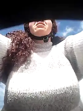 Valeria  soler online show from September 2025 01:39:02 PM