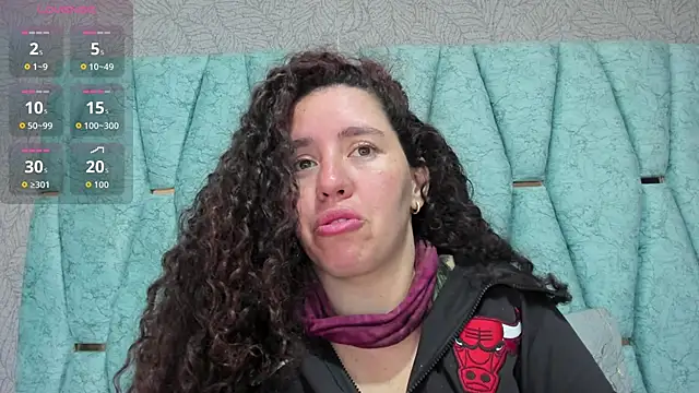 Valeria  soler online show from October 2025 02:19:01 PM