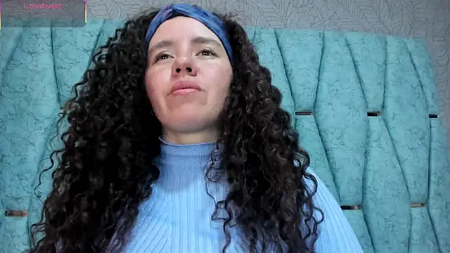 Valeria  soler online show from October 2025 01:23:01 PM