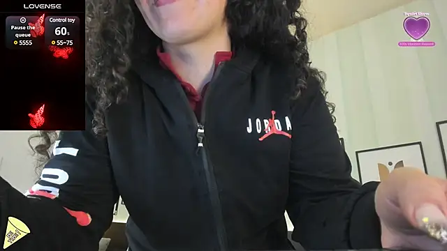 Valeria  soler online show from February 2025 12:20:01 PM