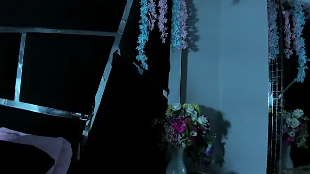 Snapshot of MaddyHudson chatting on January 2026 09:52:02 PM MaddyHudson online show from January 2026 09:52:02 PM