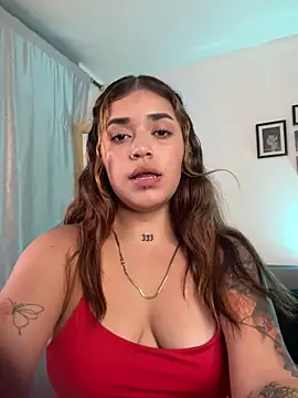 Snapshot of JoselinFlower_ chatting on March 2025 03:24:01 AM JoselinFlower online show from March 2025 03:24:01 AM