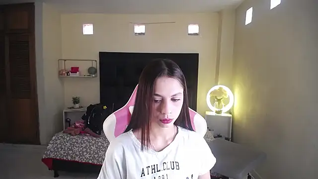 shanakendal2 online show from October 2025 02:14:02 PM