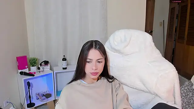 shanakendal2 online show from March 2025 02:05:02 PM