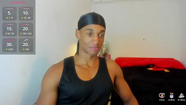 Malkongarcia online show from November 2025 02:48:01 AM