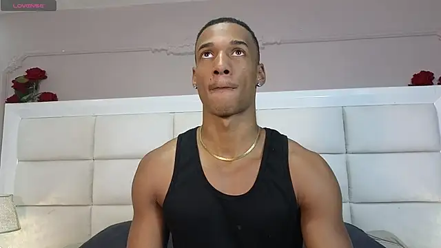 Malkongarcia online show from January 2026 02:44:02 PM