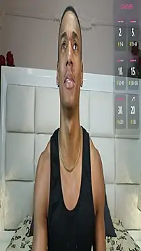 Malkongarcia online show from January 2026 08:04:02 PM