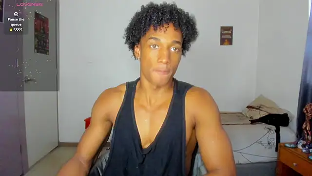 Malkongarcia online show from October 2025 11:37:01 PM