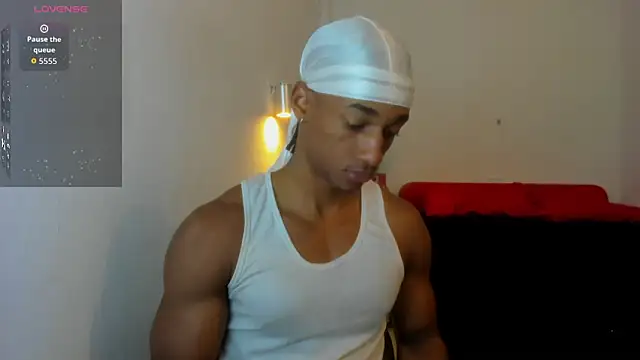 Malkongarcia online show from November 2025 02:31:02 PM