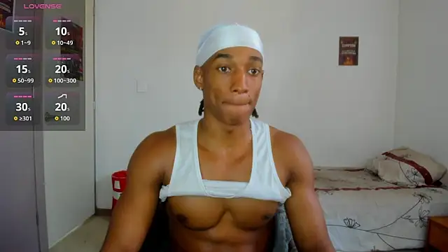 Malkongarcia online show from September 2025 05:41:02 PM