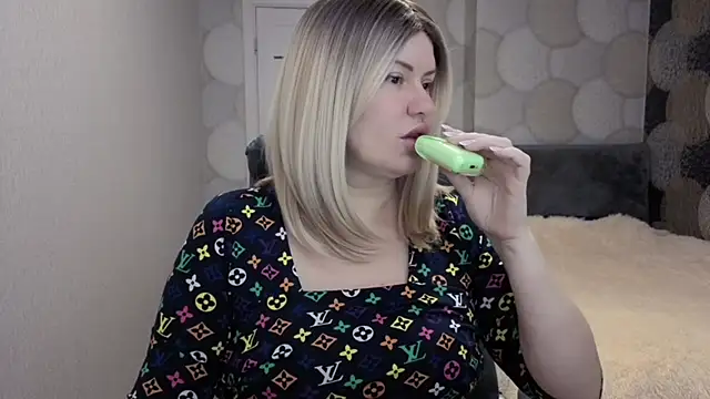 natusik online show from November 2025 09:35:01 PM