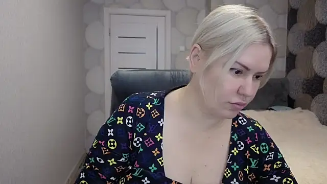 natusik online show from November 2025 02:04:01 AM