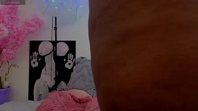 KilyetVera3x online show from November 2025 04:57:02 AM