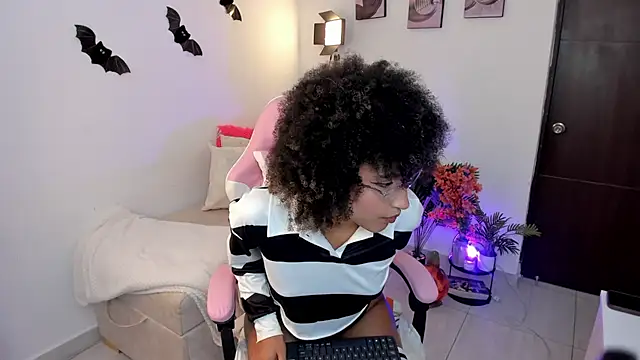 mulata 1ch online show from November 2025 12:14:01 AM