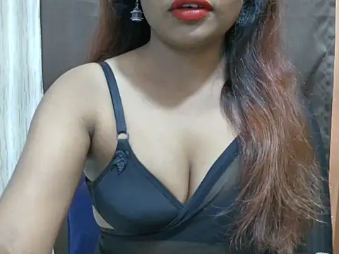 Snapshot of Mayra_baby chatting on October 2025 04:19:01 PM Mayra baby online show from October 2025 04:19:01 PM