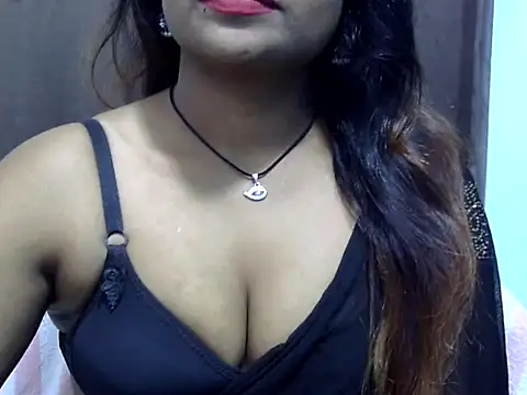 Mayra baby online show from March 2026 06:46:01 PM