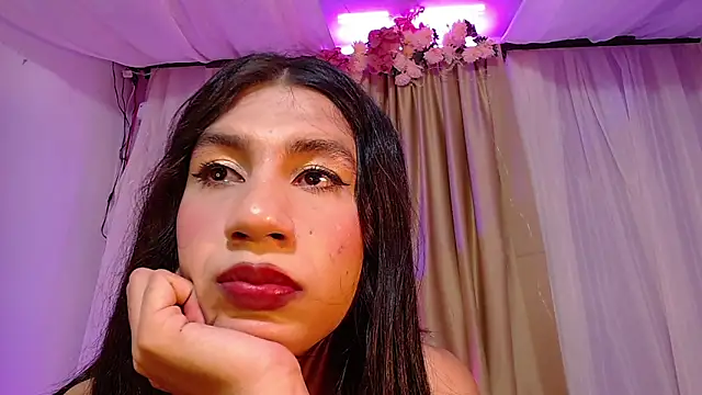 sofiaa grey  online show from March 2025 03:37:02 PM