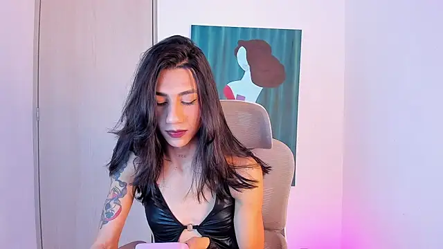 sofiaa grey  online show from March 2026 04:11:01 PM