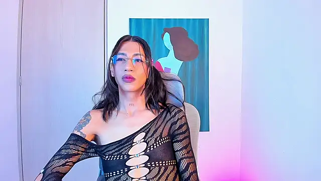 sofiaa grey  online show from April 2026 02:34:01 PM