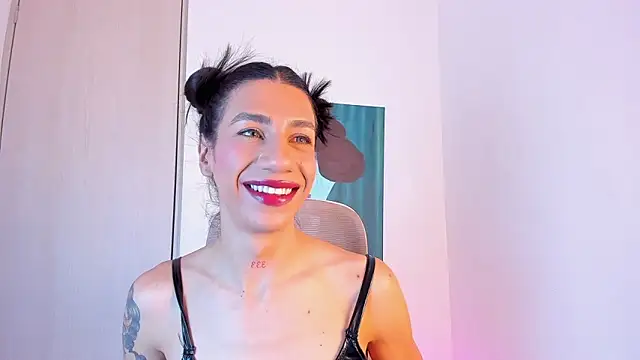 sofiaa grey  online show from March 2026 03:24:02 PM