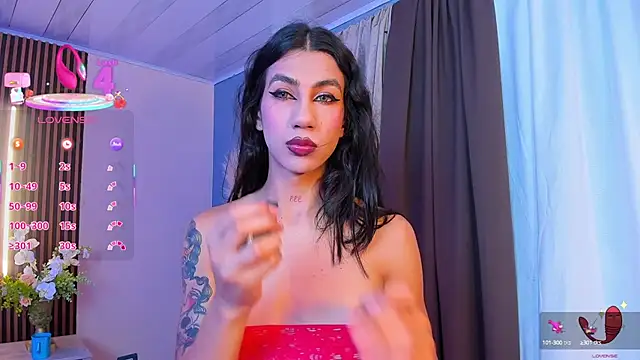 sofiaa grey  online show from October 2025 12:13:02 PM