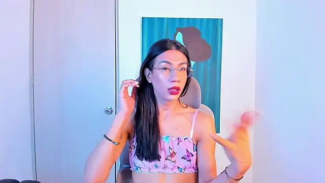 sofiaa grey  online show from May 2026 03:21:01 PM