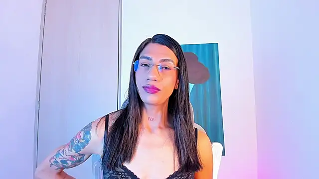 sofiaa grey  online show from April 2026 02:22:01 PM