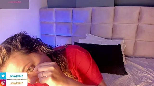 Shayla27 online show from April 2026 08:13:01 PM