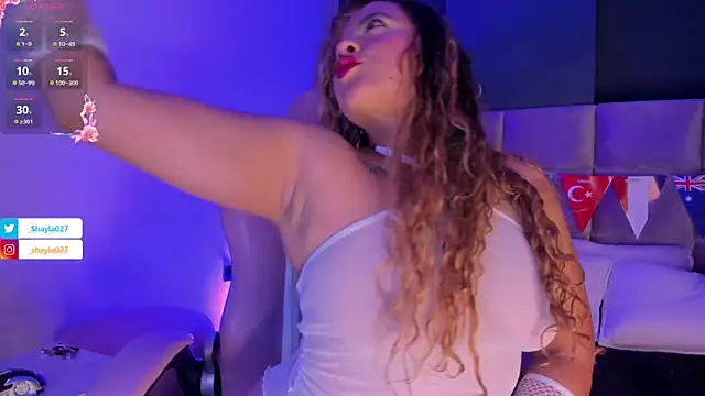 Shayla27 online show from June 2026 04:16:01 PM