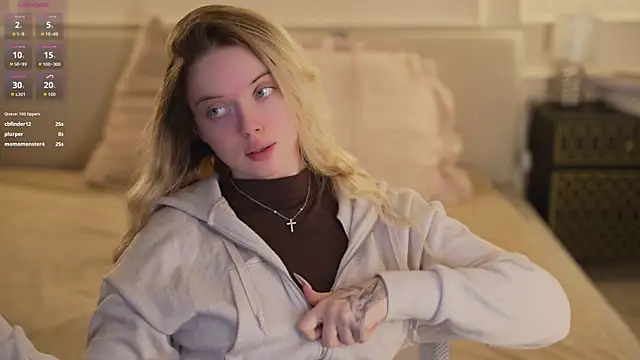 Cassy-Celestial  online show from October 2025 04:11:01 AM