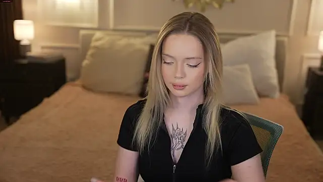 Cassy-Celestial  online show from May 2026 10:36:01 AM