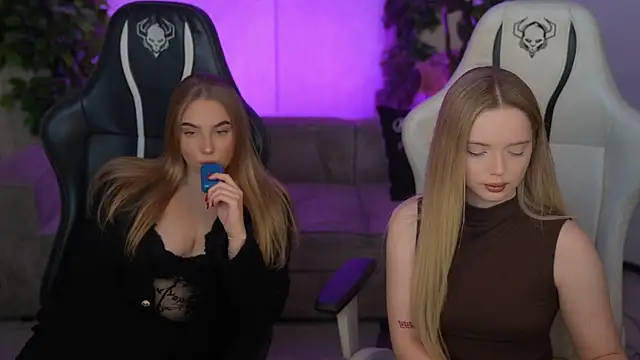 Cassy-Celestial  online show from November 2025 08:51:02 AM