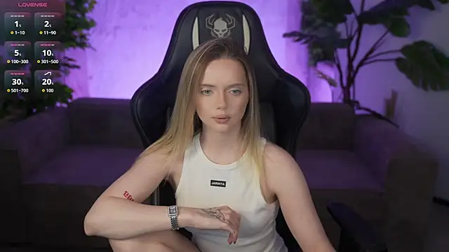 Cassy-Celestial  online show from April 2026 07:26:02 AM