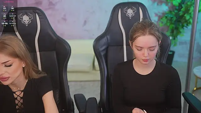 Cassy-Celestial  online show from November 2025 08:51:01 AM