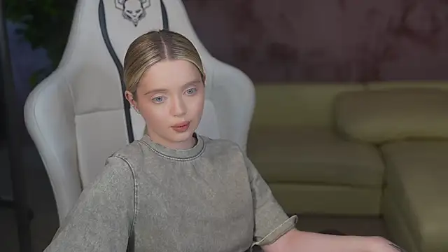 Cassy-Celestial  online show from February 2025 06:29:02 AM